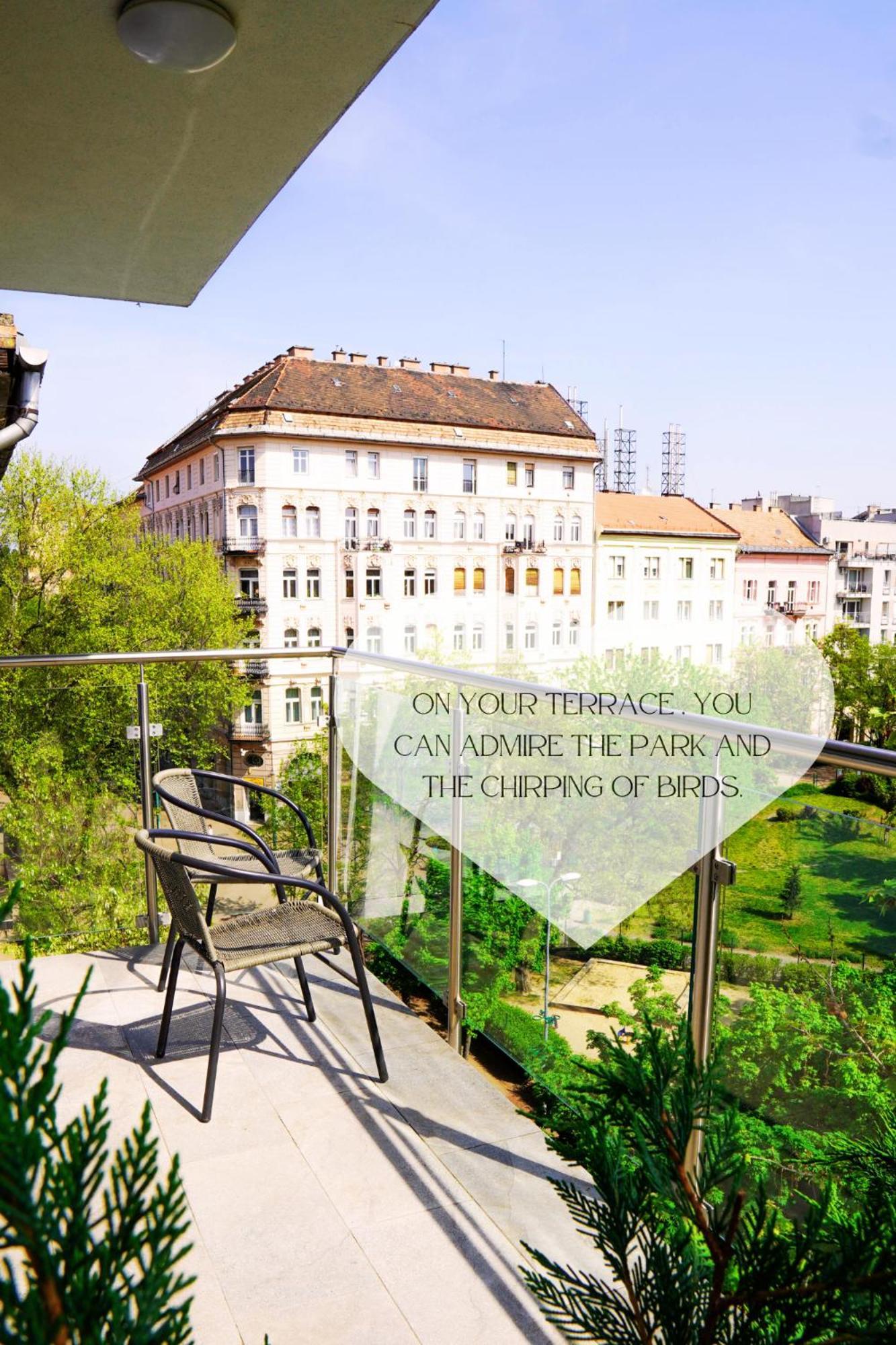 Matyas Corner Apartments Green Square Apartment Budapest Rum bild